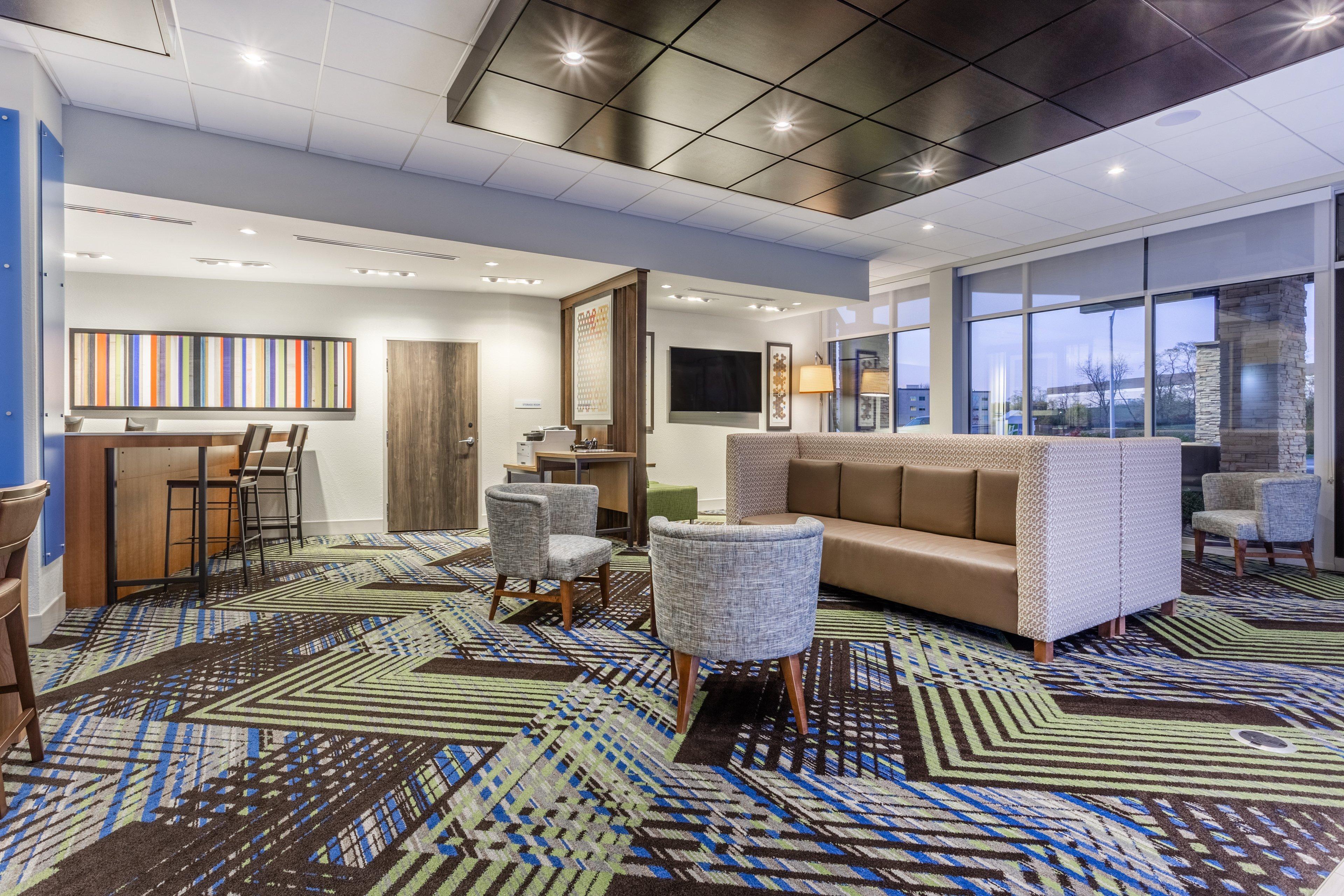 Holiday Inn Express & Suites - Florence - Cincinnati Airport By Ihg Екстер'єр фото