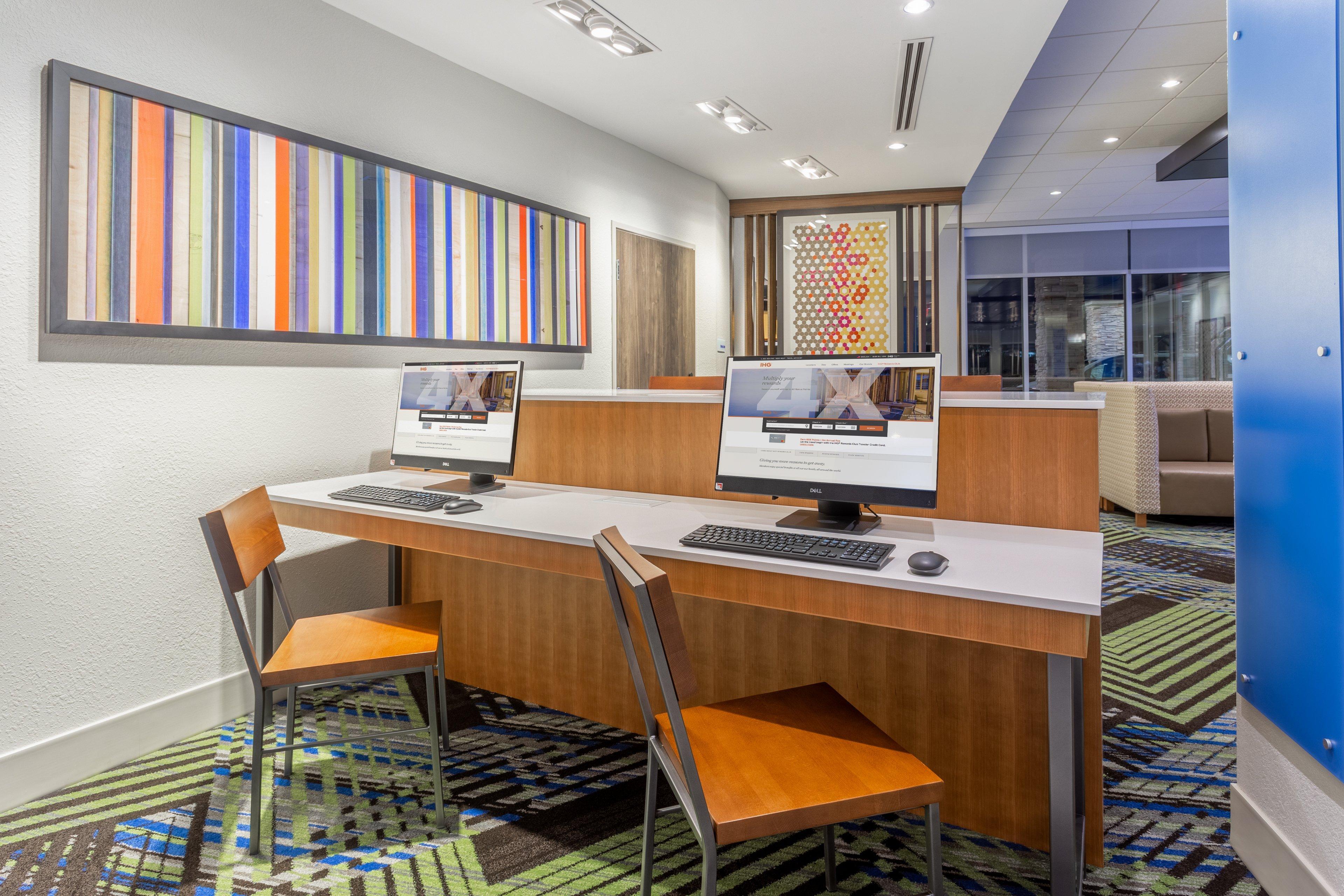Holiday Inn Express & Suites - Florence - Cincinnati Airport By Ihg Екстер'єр фото