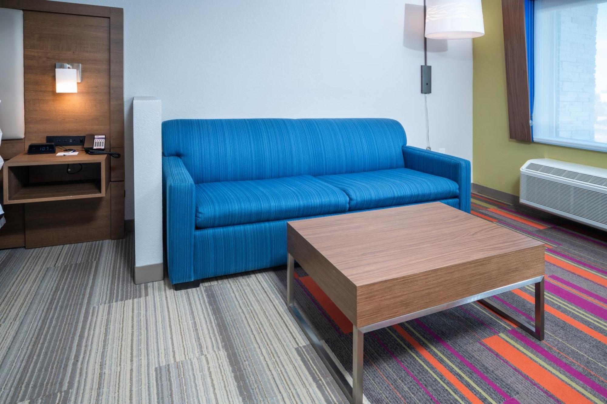Holiday Inn Express & Suites - Florence - Cincinnati Airport By Ihg Екстер'єр фото